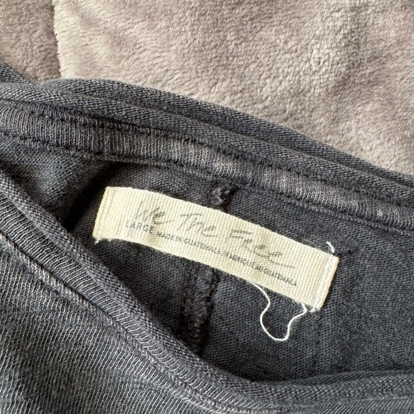 Casual Free People T-Shirt - Picture 3 of 3